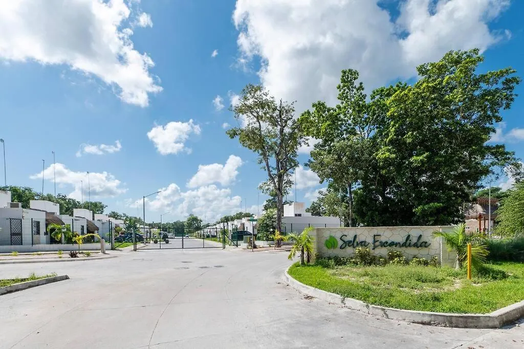 Holiday home The Smurfs Townhome. Pool / Free Parking. Puerto Morelos Mexico