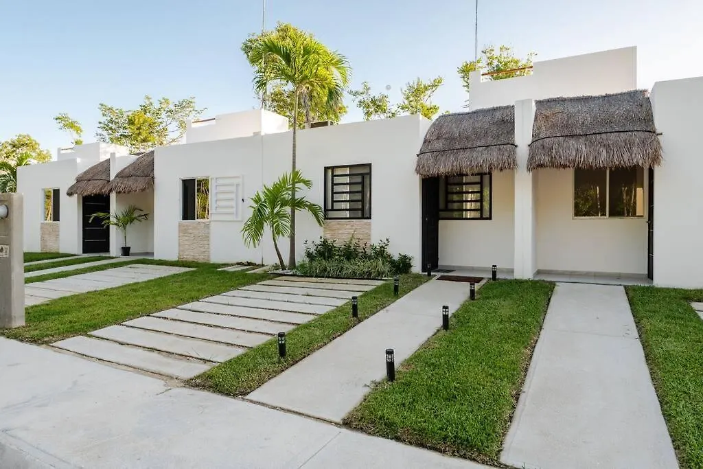The Smurfs Townhome. Pool / Free Parking. Puerto Morelos 0*,