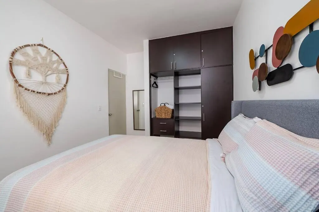 The Smurfs Townhome. Pool / Free Parking. Puerto Morelos Holiday home