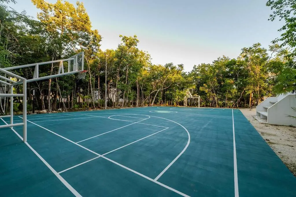 The Smurfs Townhome. Pool / Free Parking. Puerto Morelos